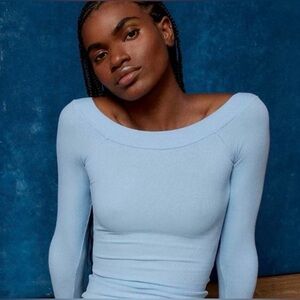 BDG Off the shoulder Long Sleeve Top